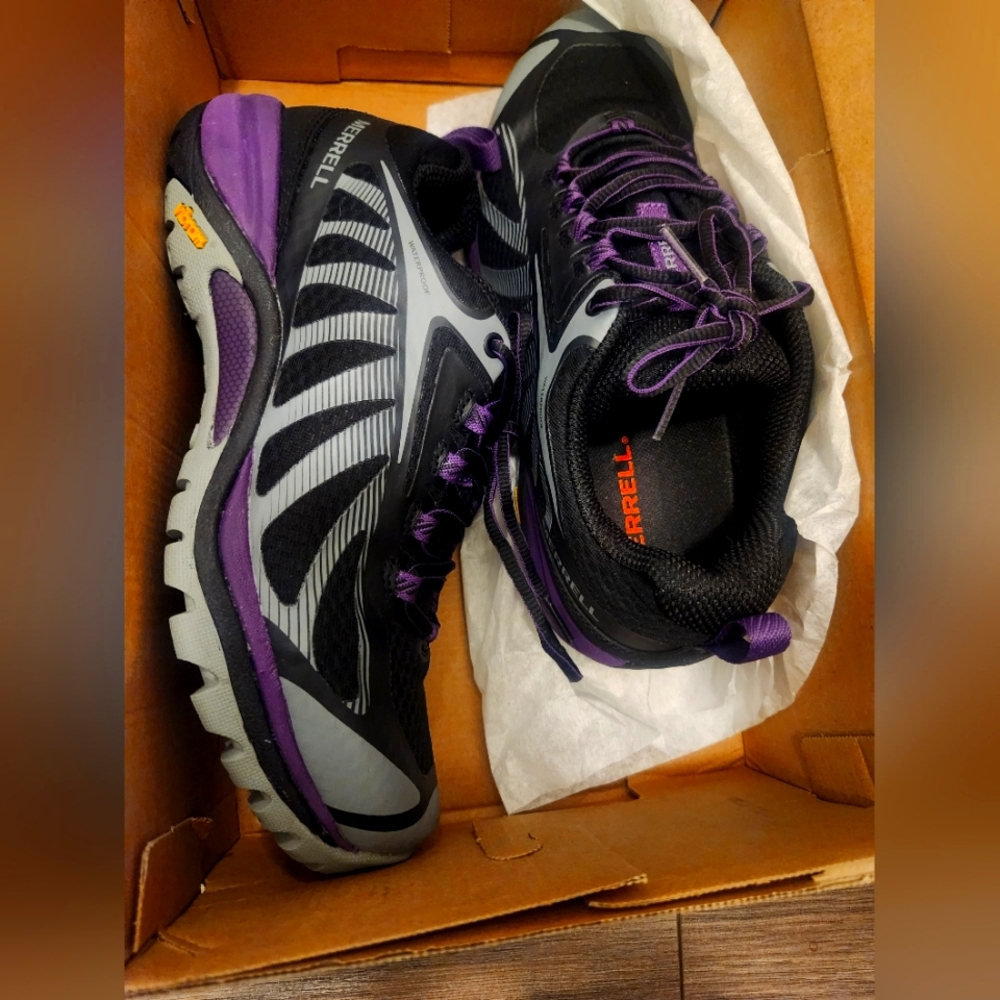 Merrell Women's Siren Edge Waterproof Walking Shoe